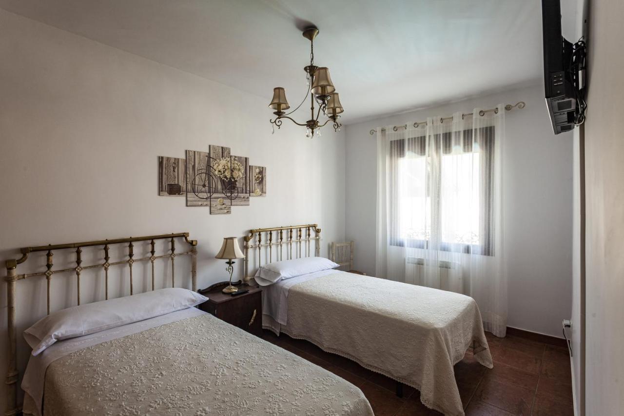 Casa Rural La Fontanita El Real de San Vicente Eksteriør billede